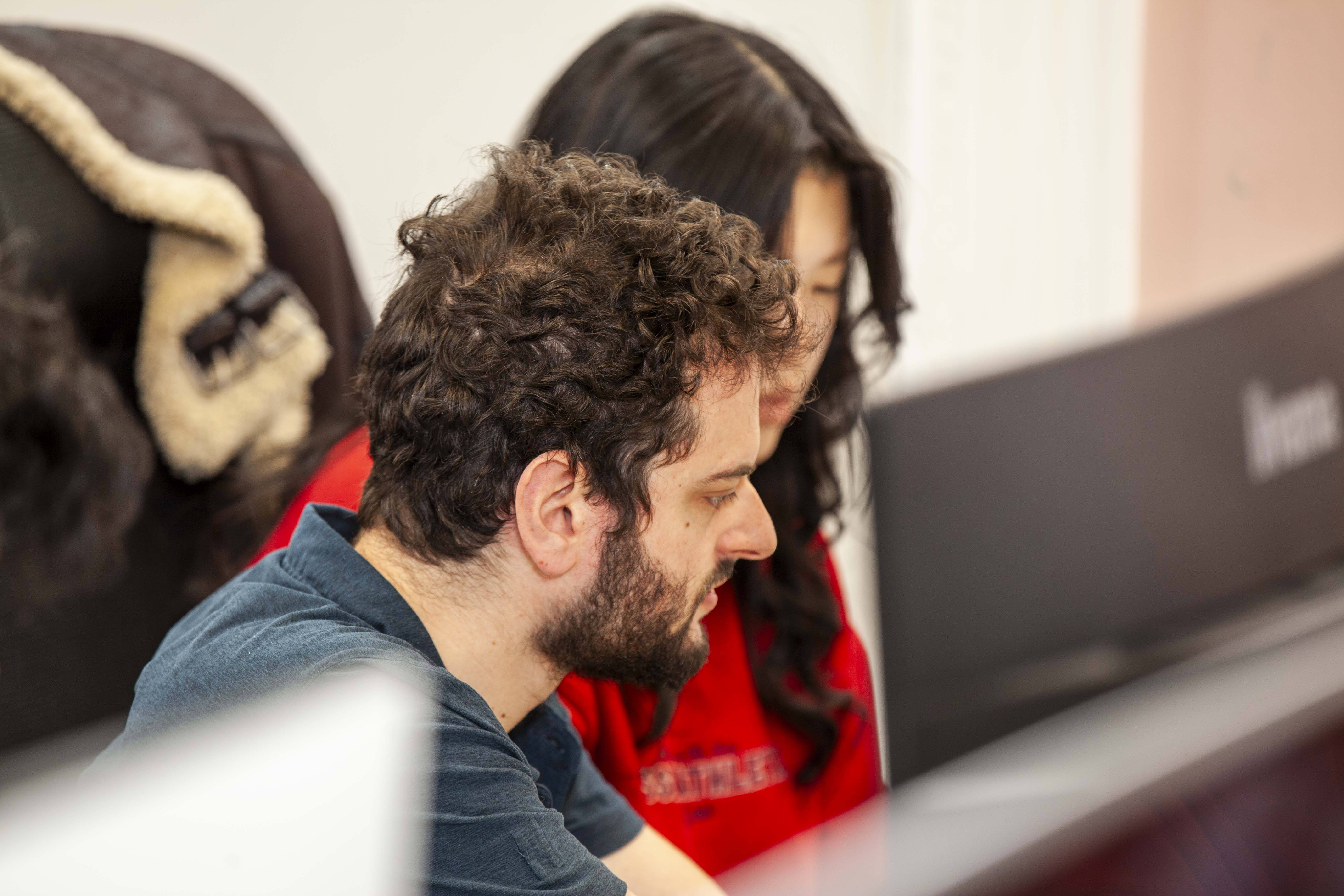 Discussion during a Meridian programme session